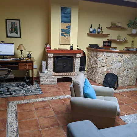 Rural Retreat - Quinta Sol 3 Bedroom House - Nazaré, Portugal Casa vacanze