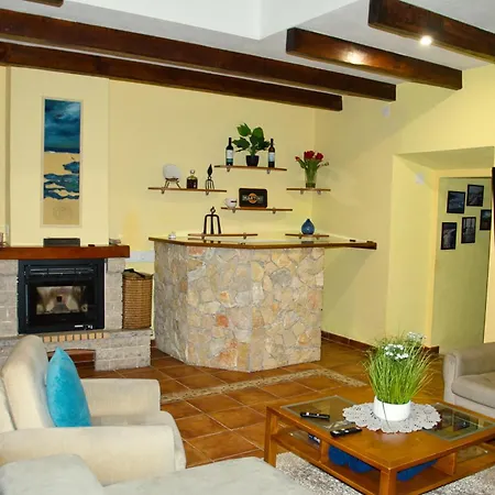 Rural Retreat - Quinta Sol 3 Bedroom House - Nazare, Portugal Дом отдыха Casal do Mota